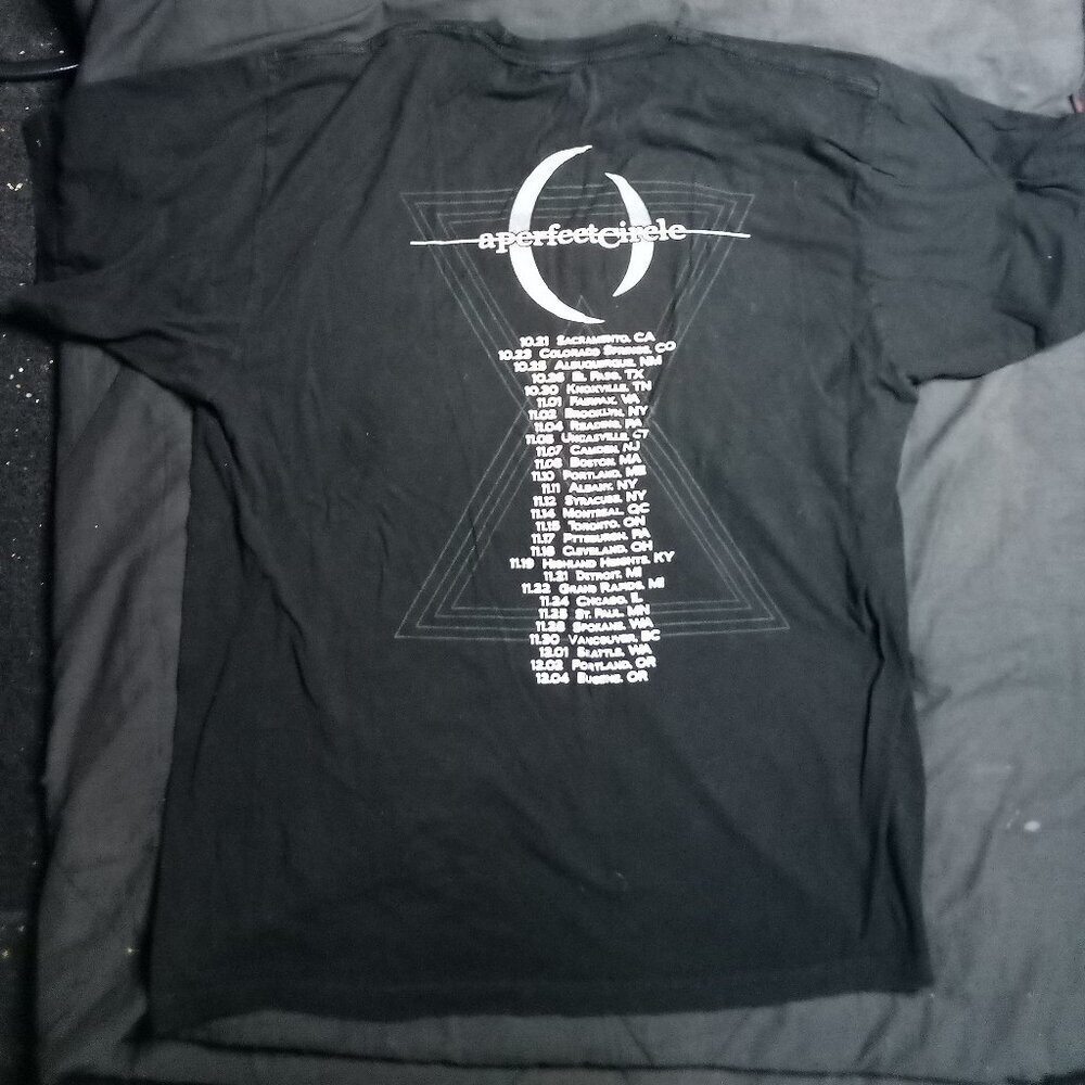 A Perfect Circle 2017 Tour T-Shirt - Picture 4 of 5
